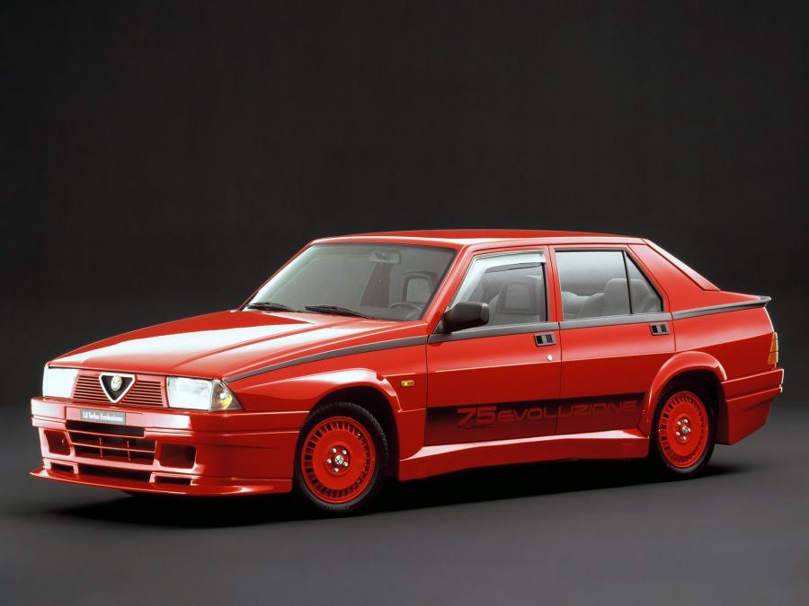  Alfa Romeo 75 1.8i Turbo Evoluzione (162B) 1987 года  (фото 7 из 10)
